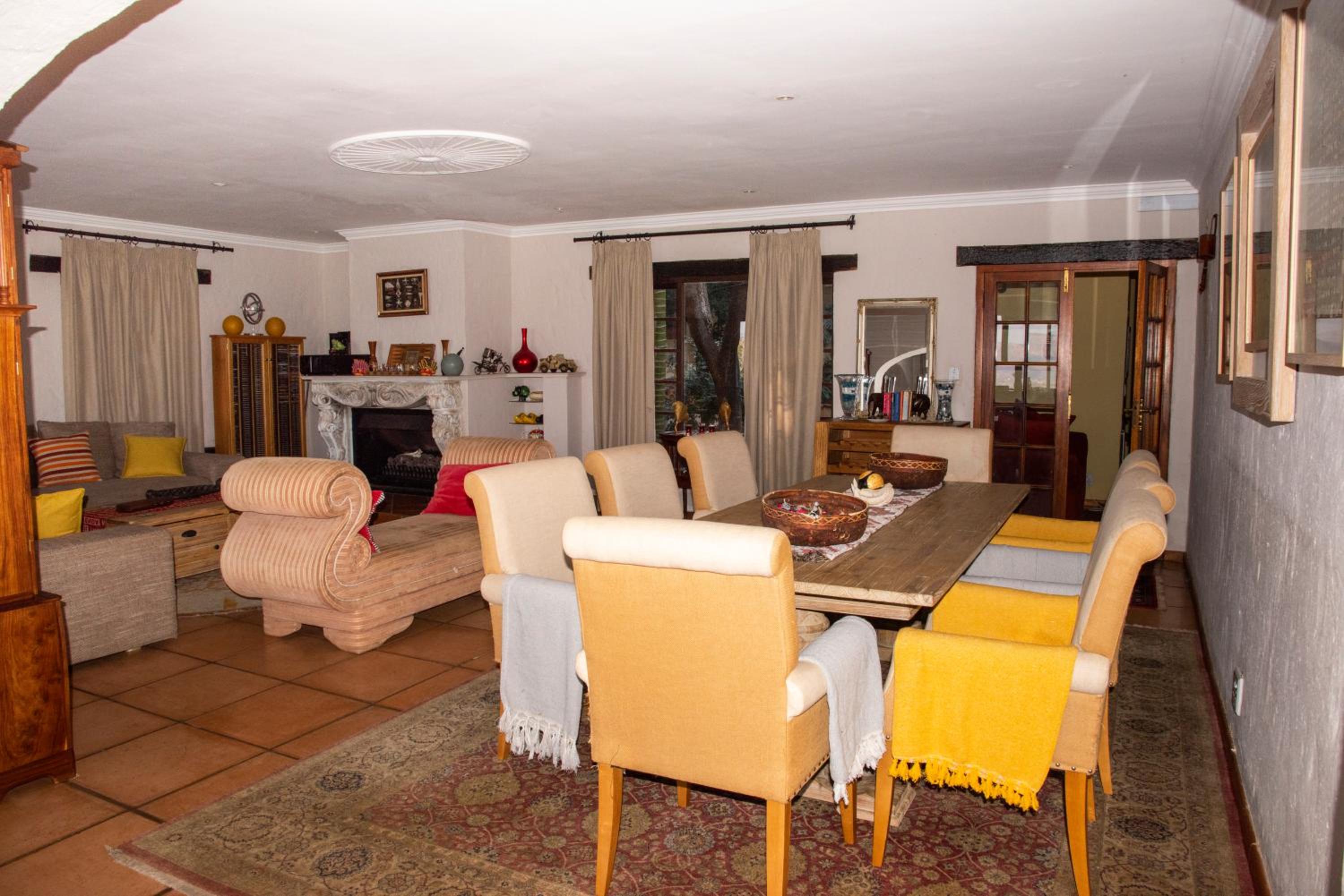 Vintage Serene Villa view 4