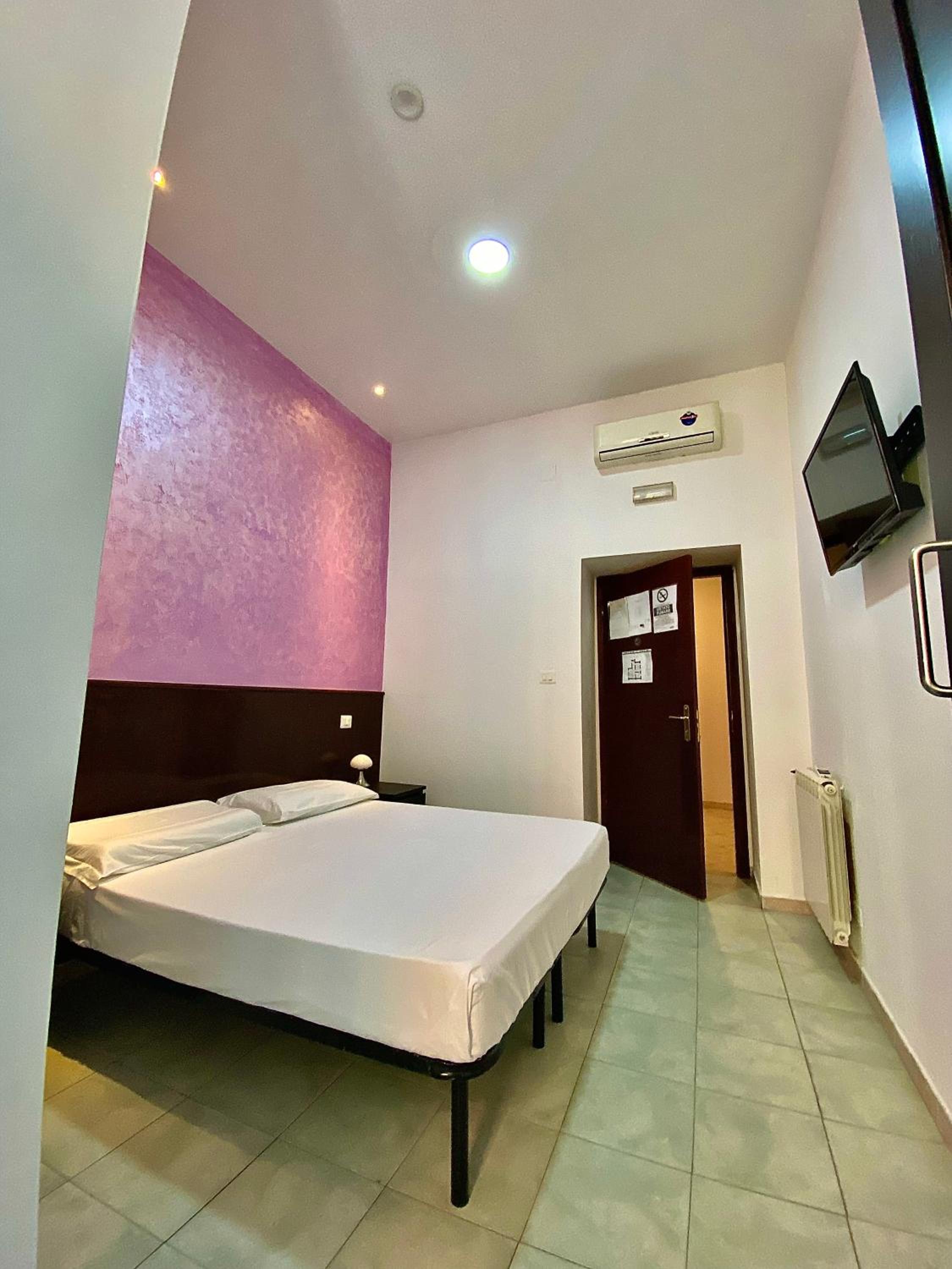 Rome Termini Rooms 4