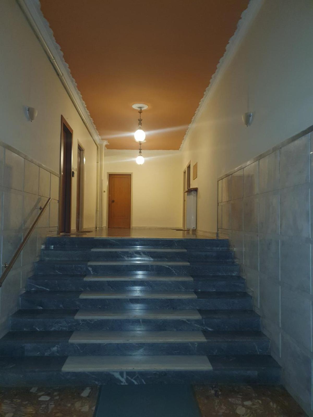 Success's Apartment