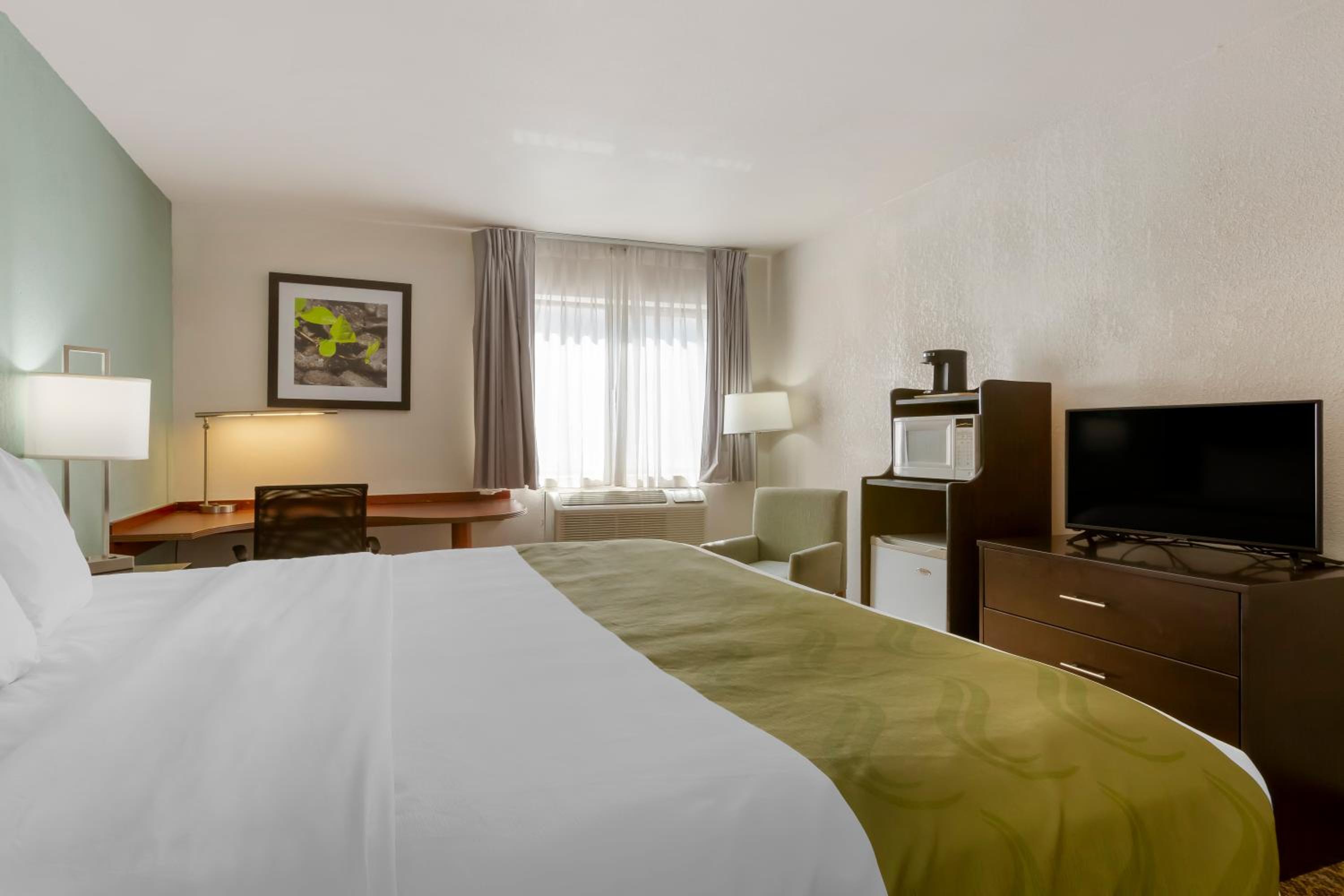 Quality Inn Alexis Rd, 사진 18