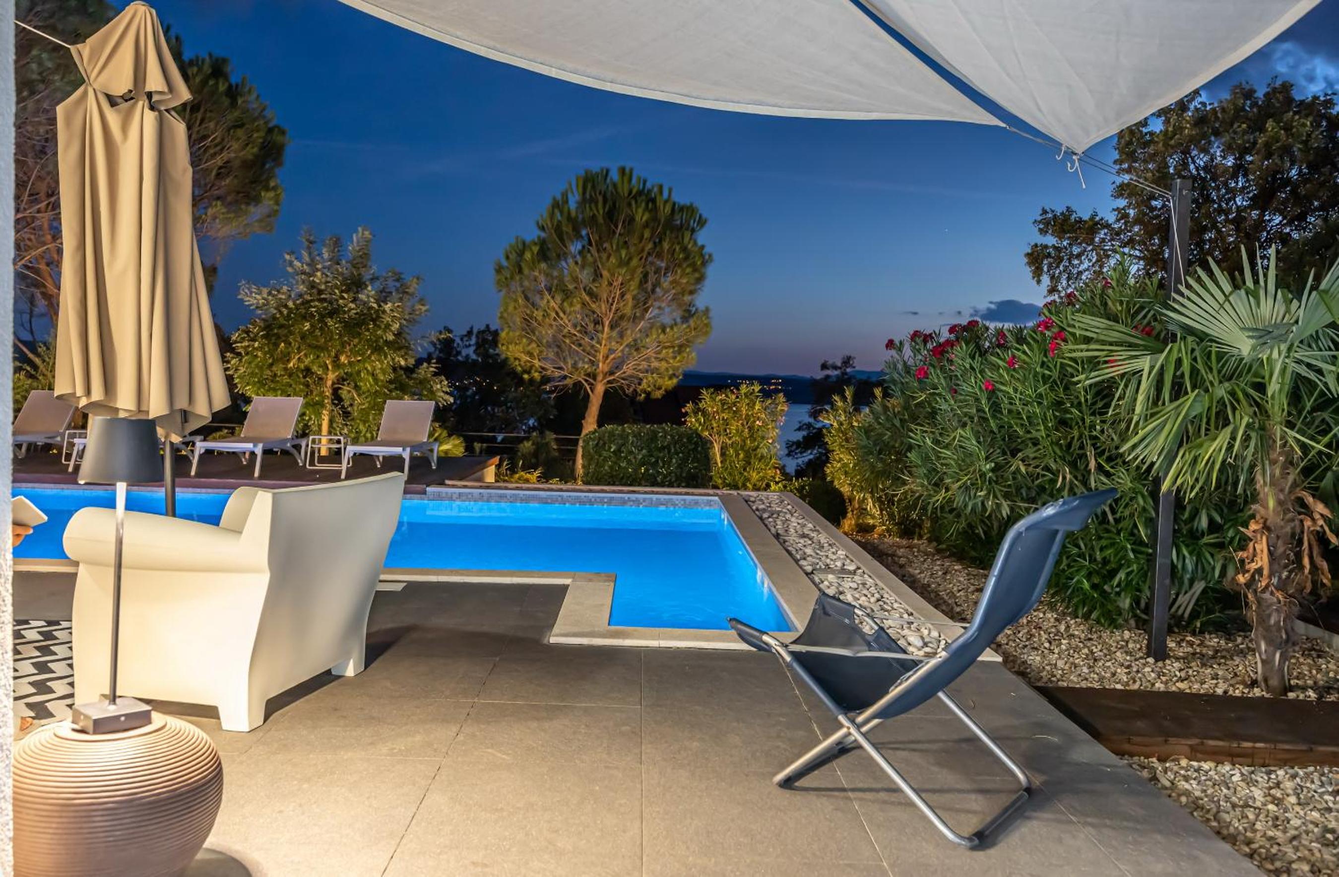 Villa CD view 5