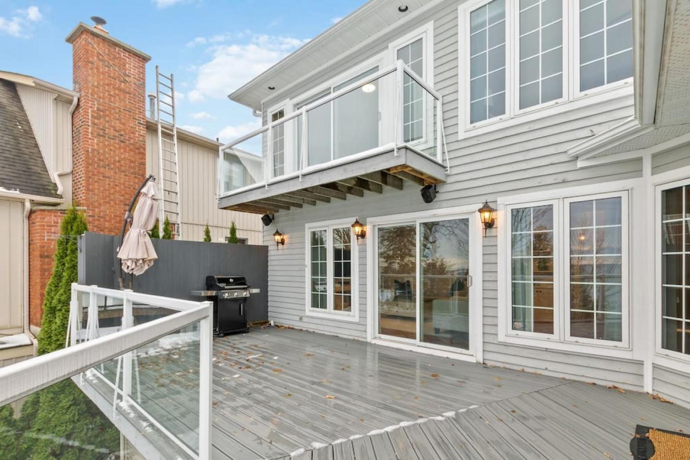 Waterfront Cottage on Georgian Bay w Hot Tub