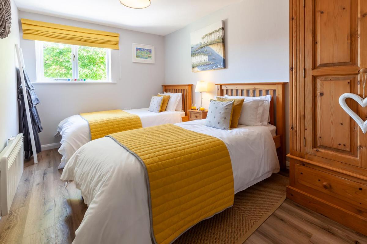 St. Andrew's Prospect - Norfolk Cottage Agency view 4