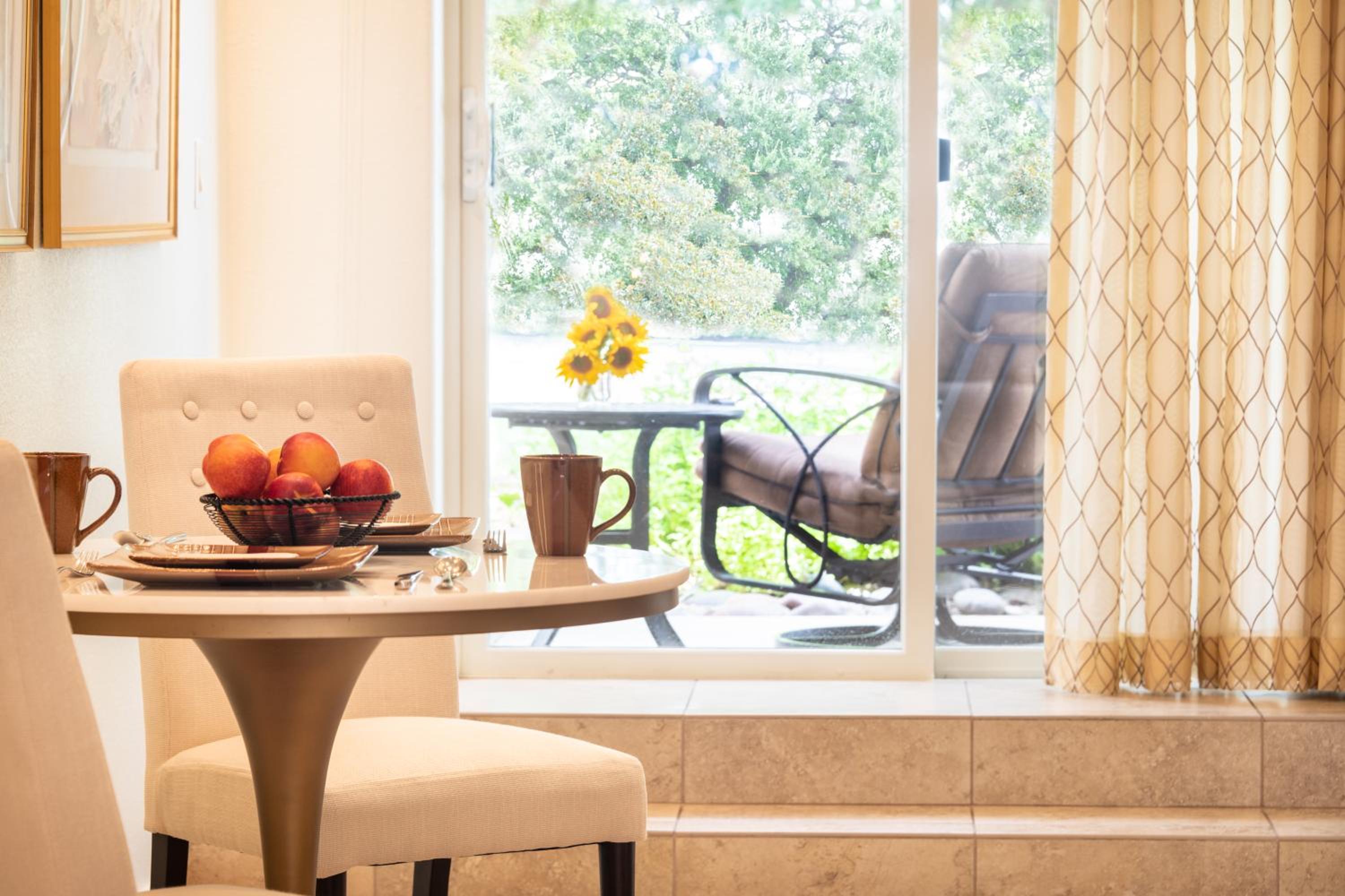 Inn on Lake Granbury a Boutique Hotel