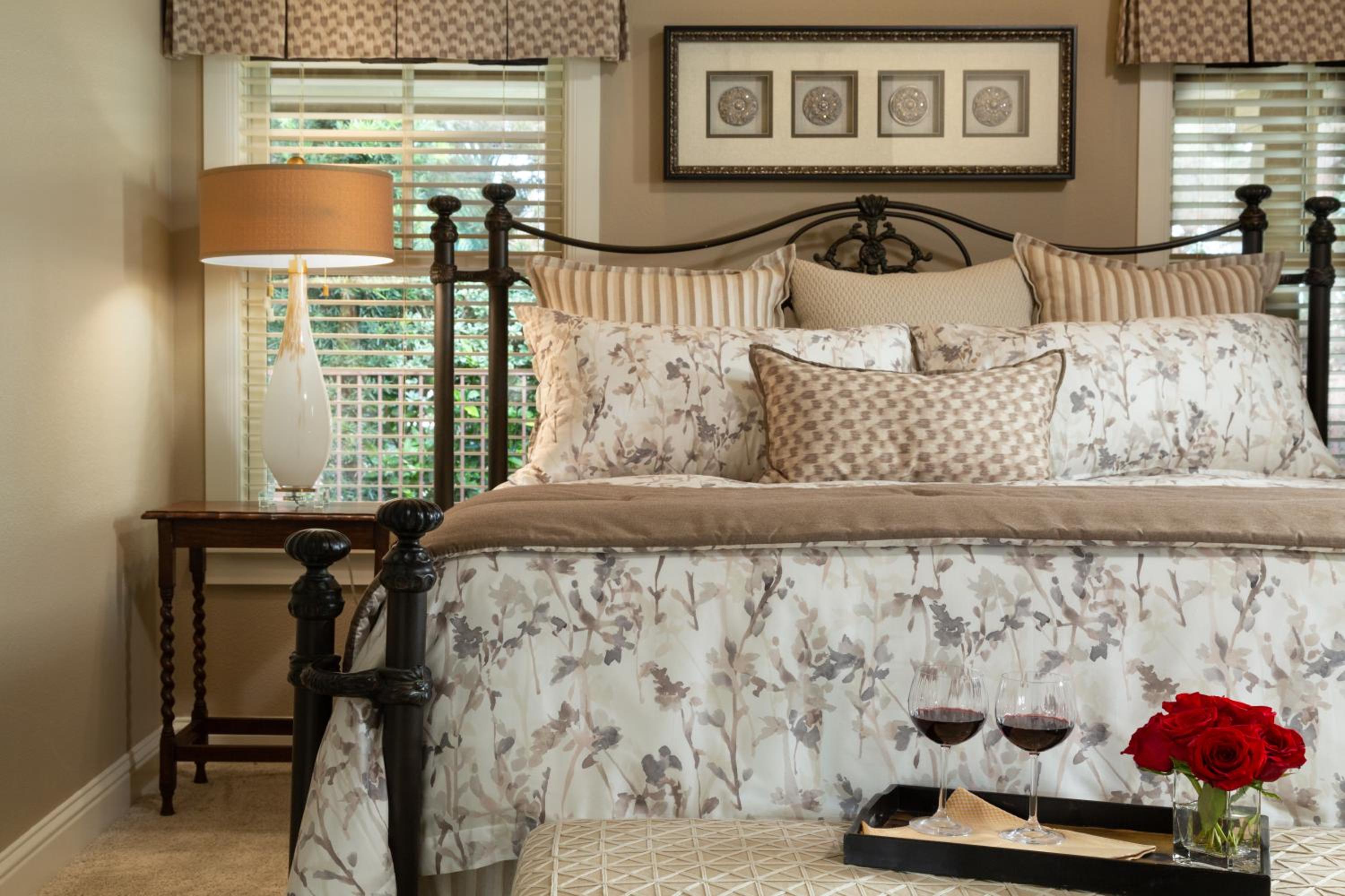 Inn on Lake Granbury a Boutique Hotel