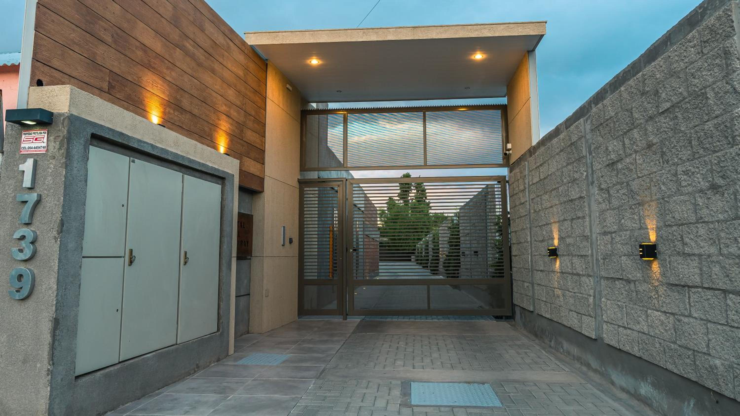 Portal del Aguaribay, Complejo Boutique