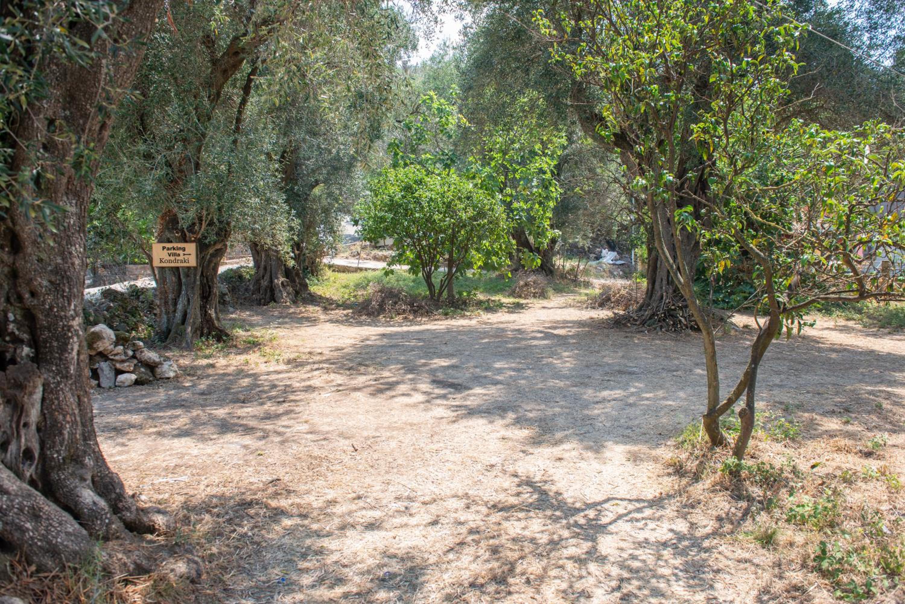 Villa Kondraki