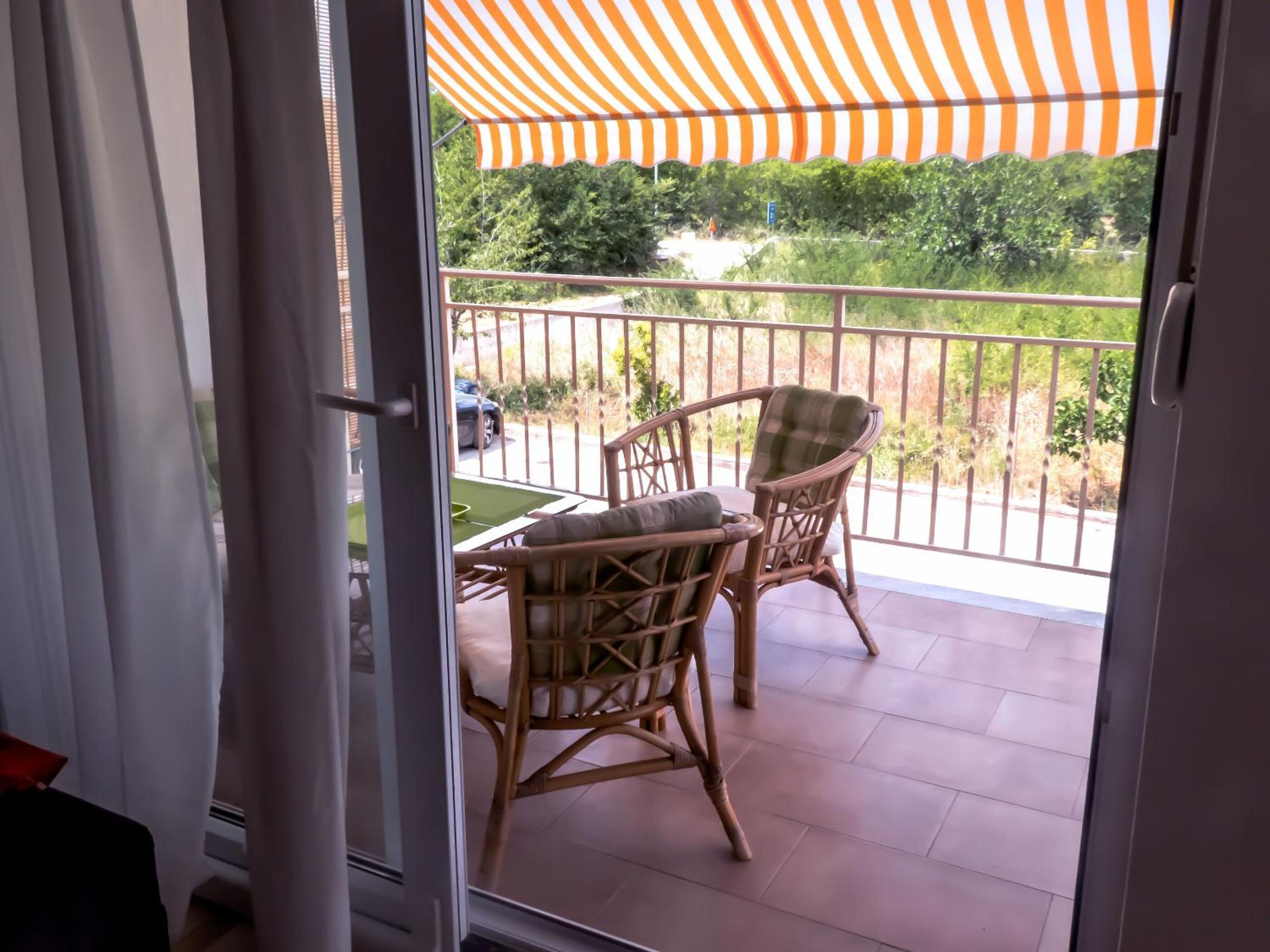 Apartment Dado view 2