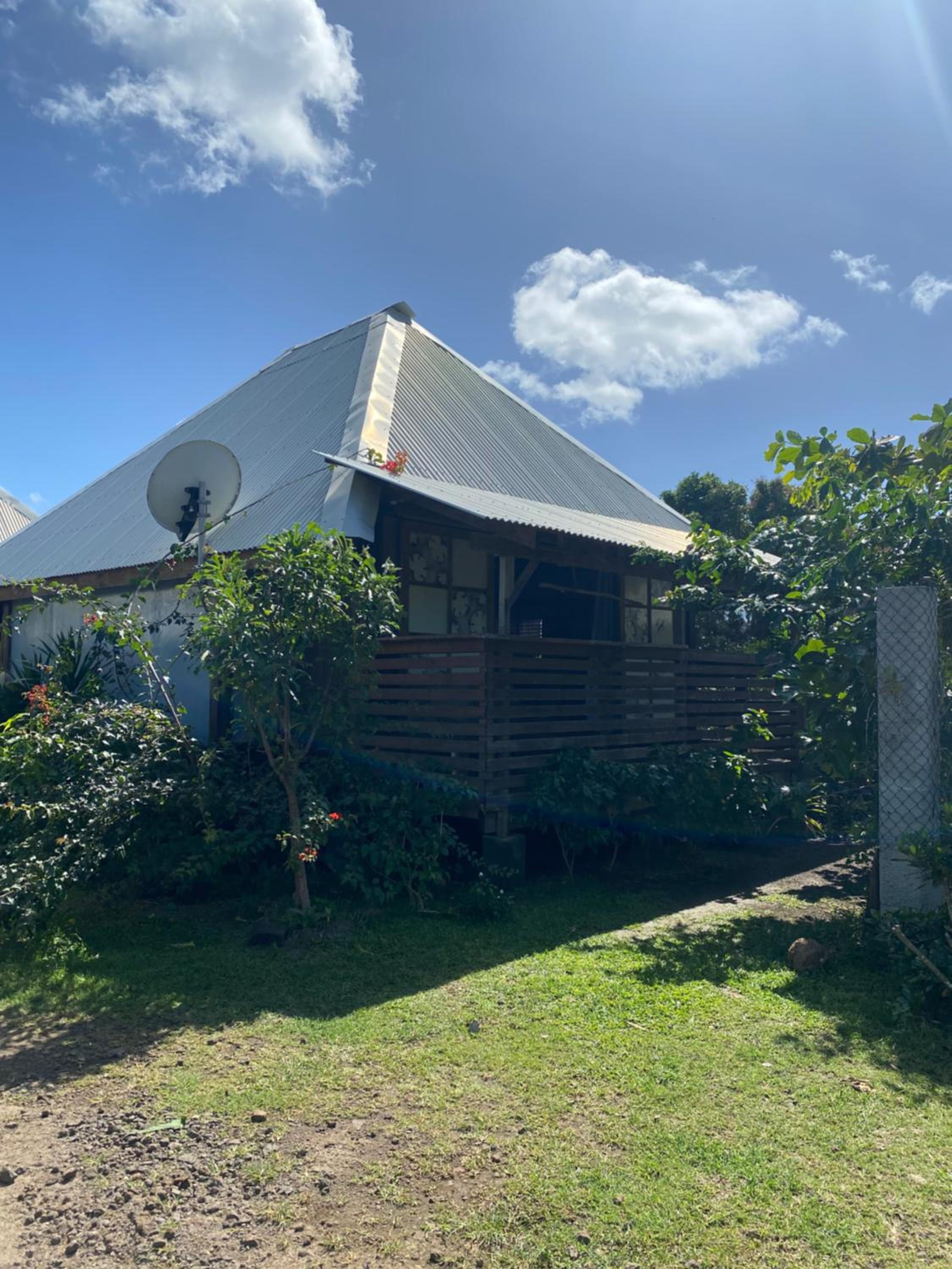 Vaiotaha Lodge