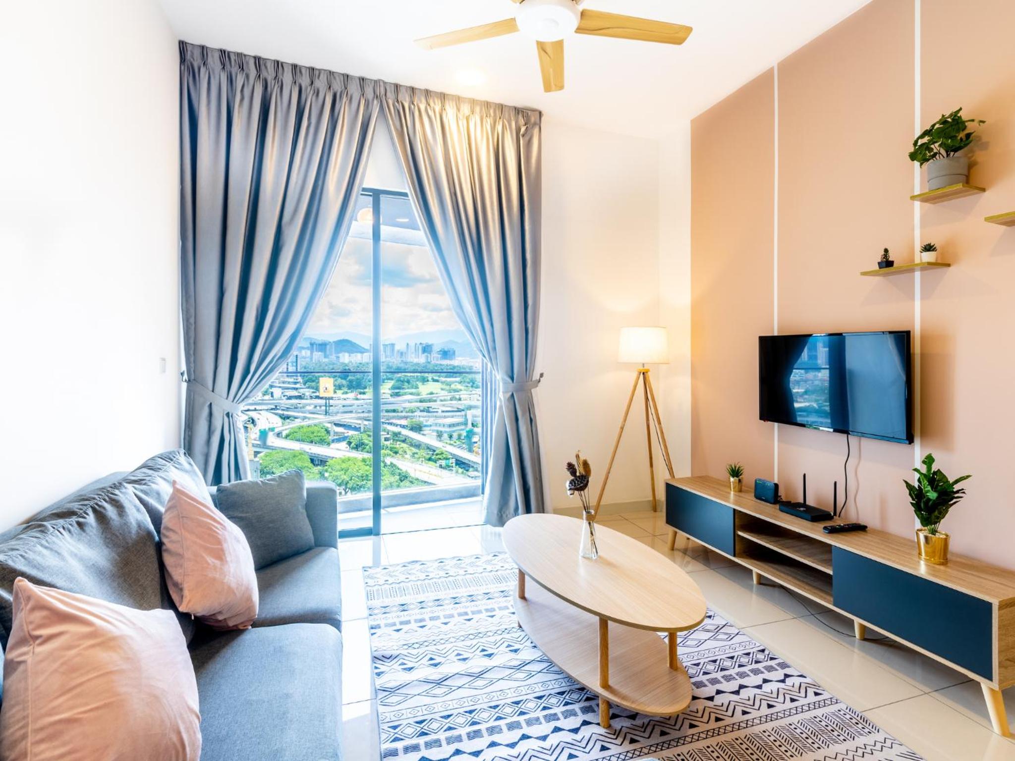 Greystone Continew Residensi