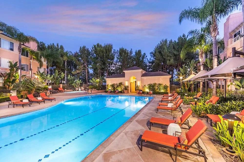 Hotel Irvine 2bedroom 2 Bathroom Apartment With Kitchen Pool Gym