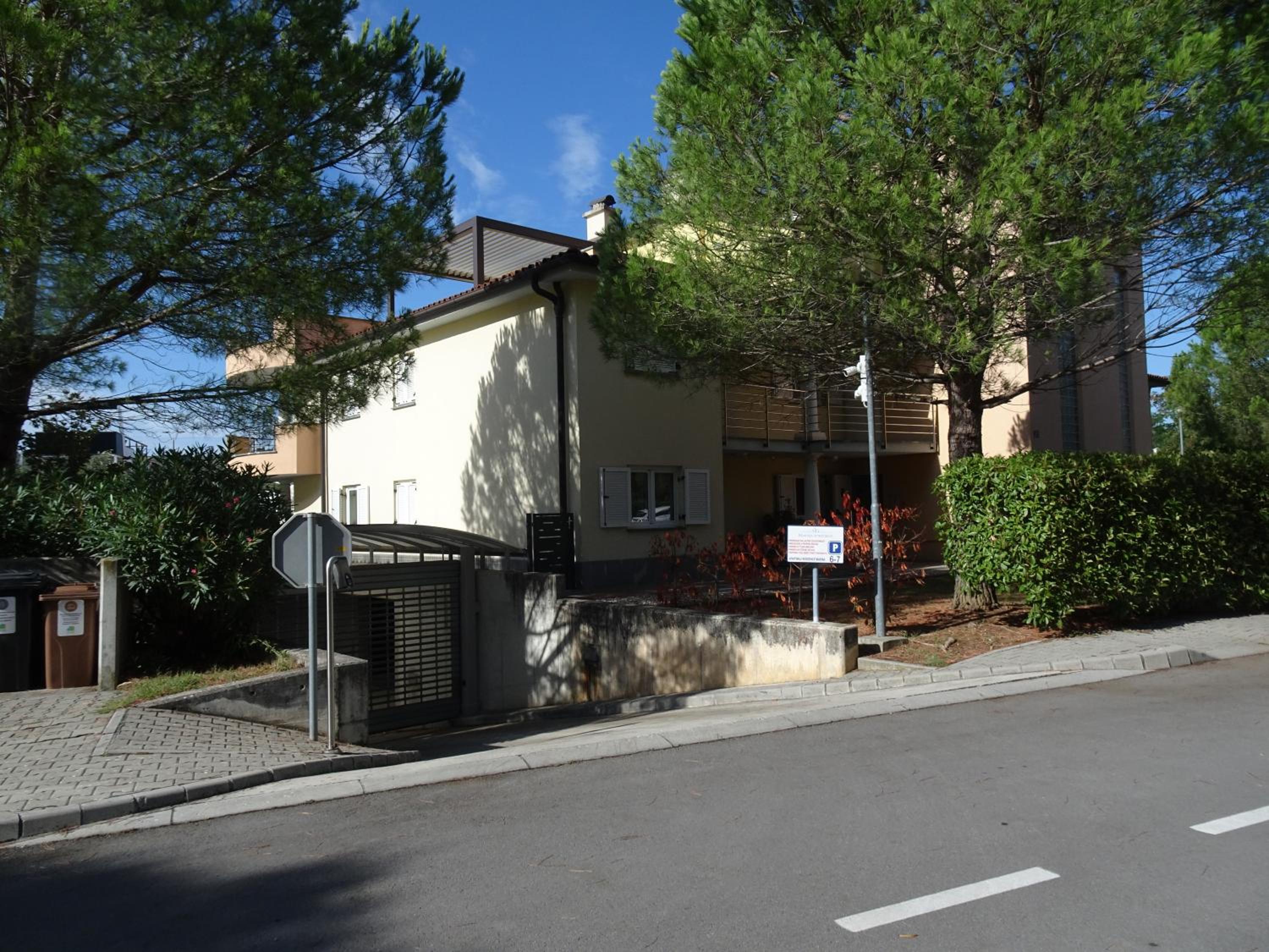 Photo 35
