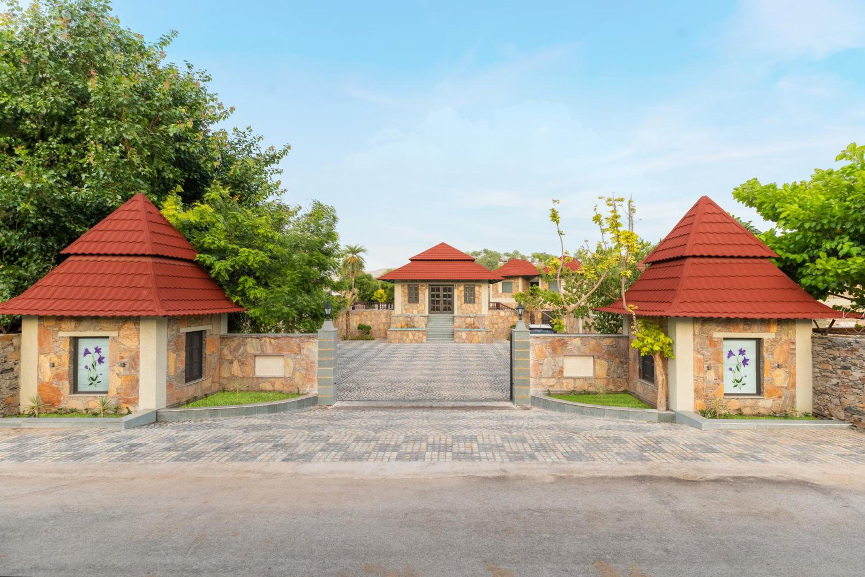 Sarasiruham Resort - Private Pool Villa in Udaipur view 3