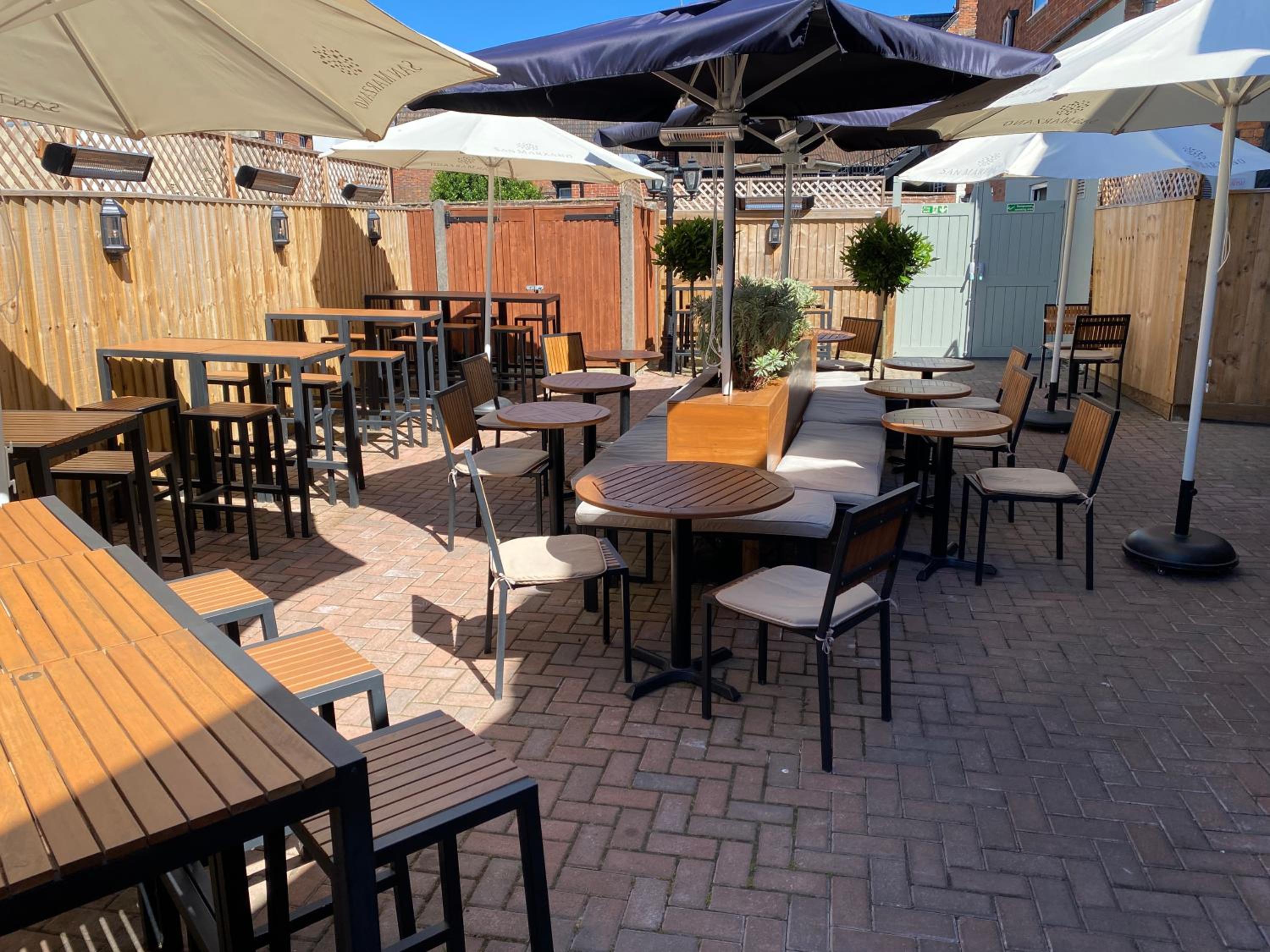 Devizes Vacations - The Peppermill Town house Hotel  Restaurant - Property Image 2