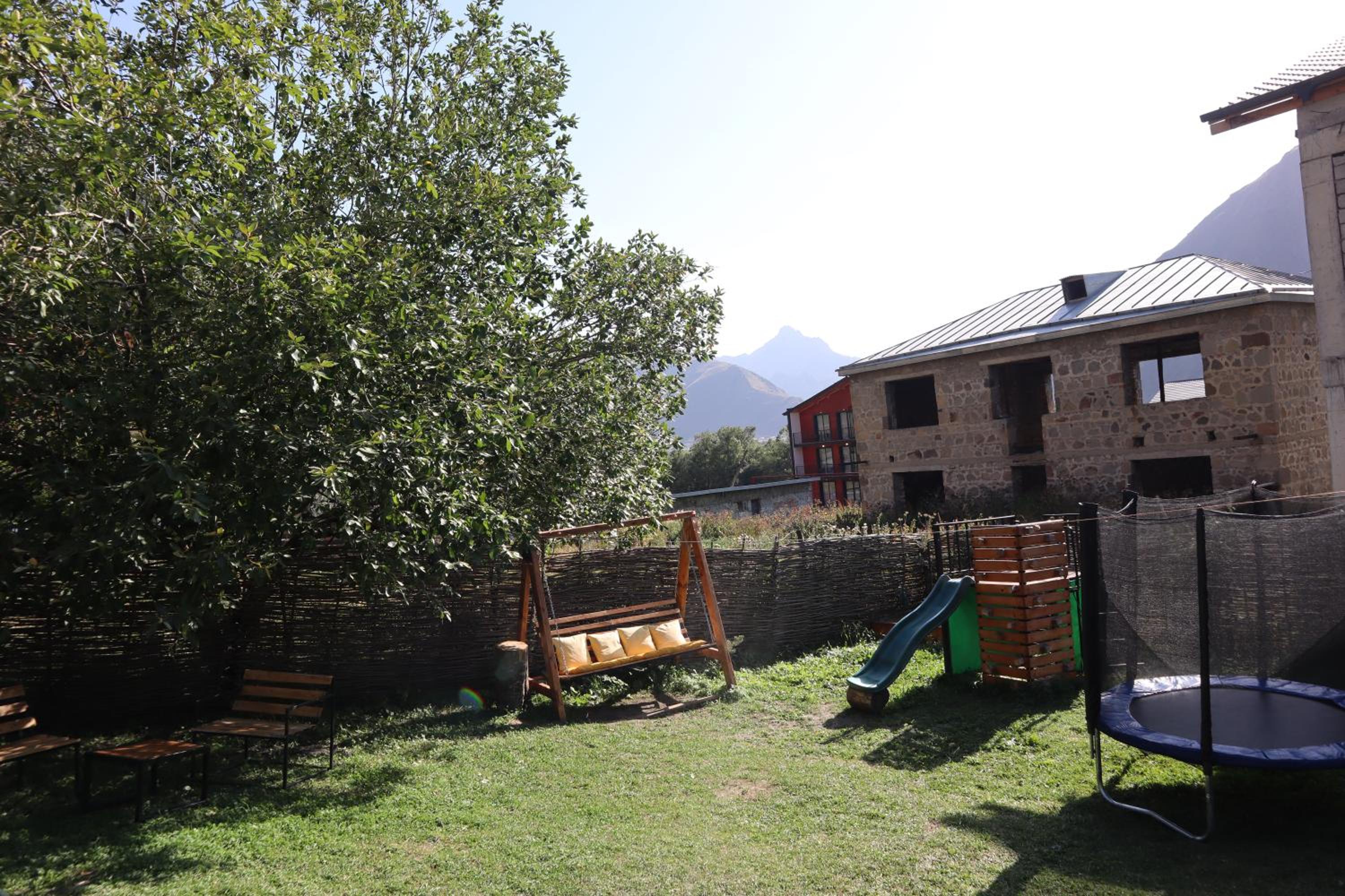 Photo 31