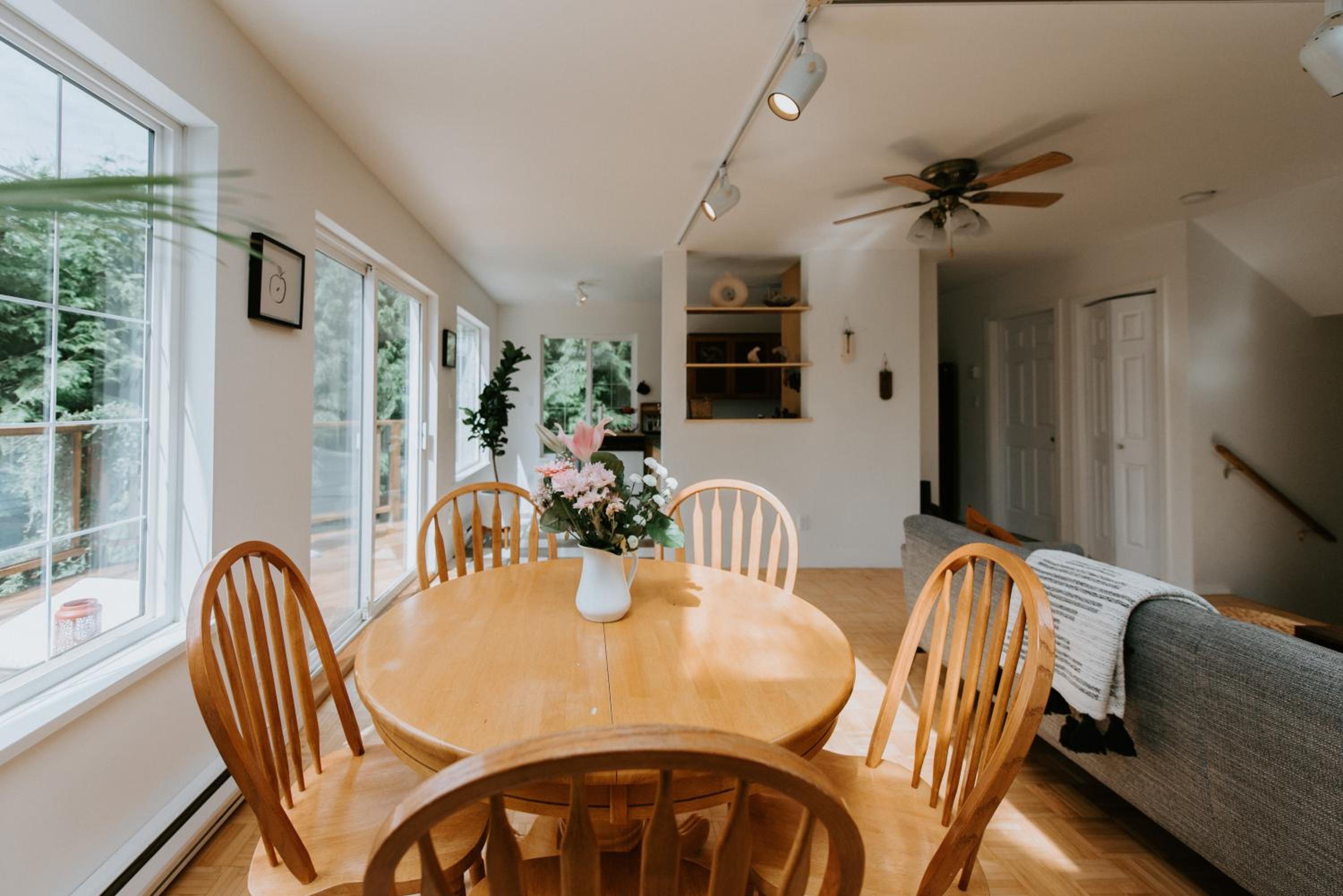 Serene, Tranquil, Oasis with stunning ocean views of Pender Harbour