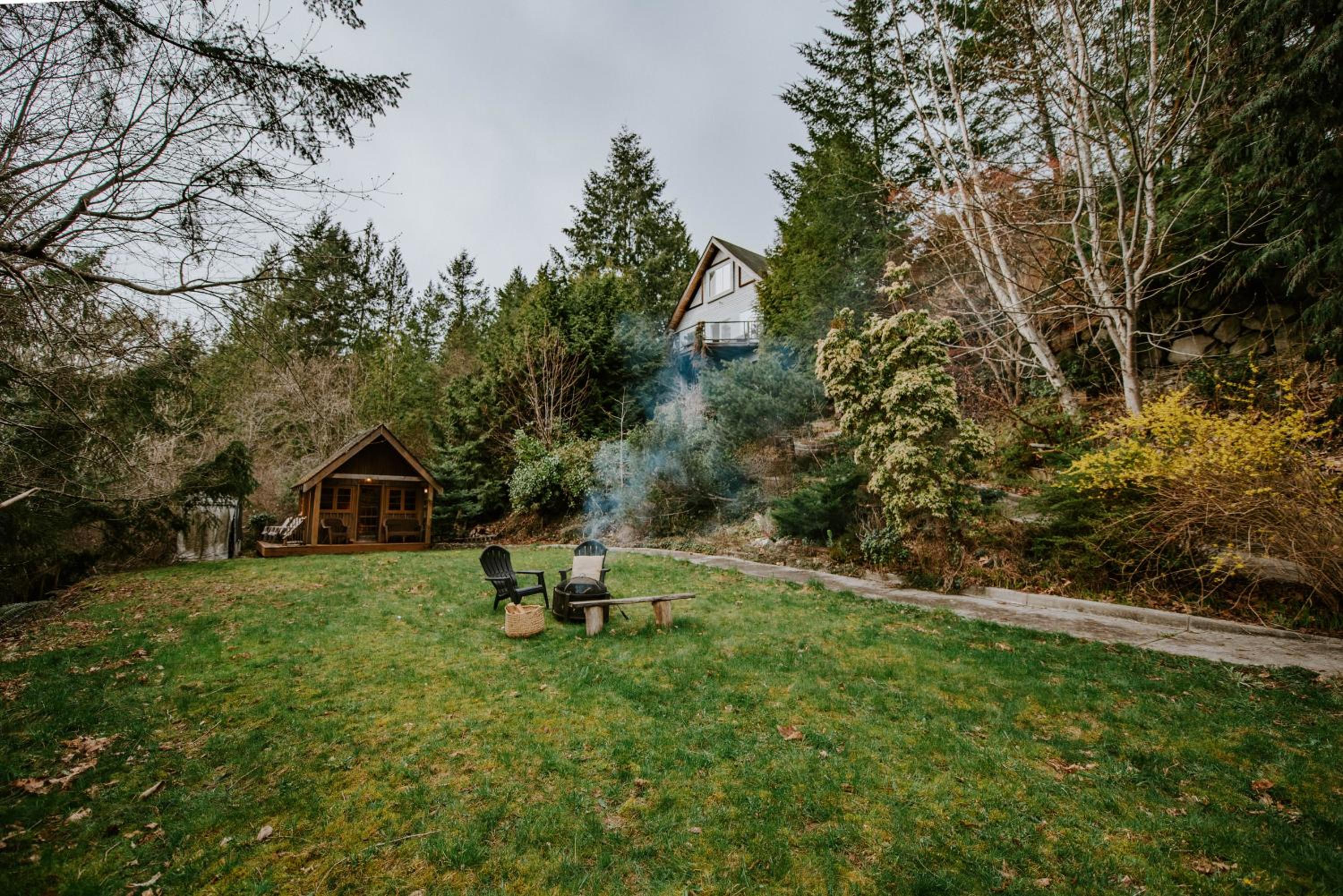 Serene, Tranquil, Oasis with stunning ocean views of Pender Harbour