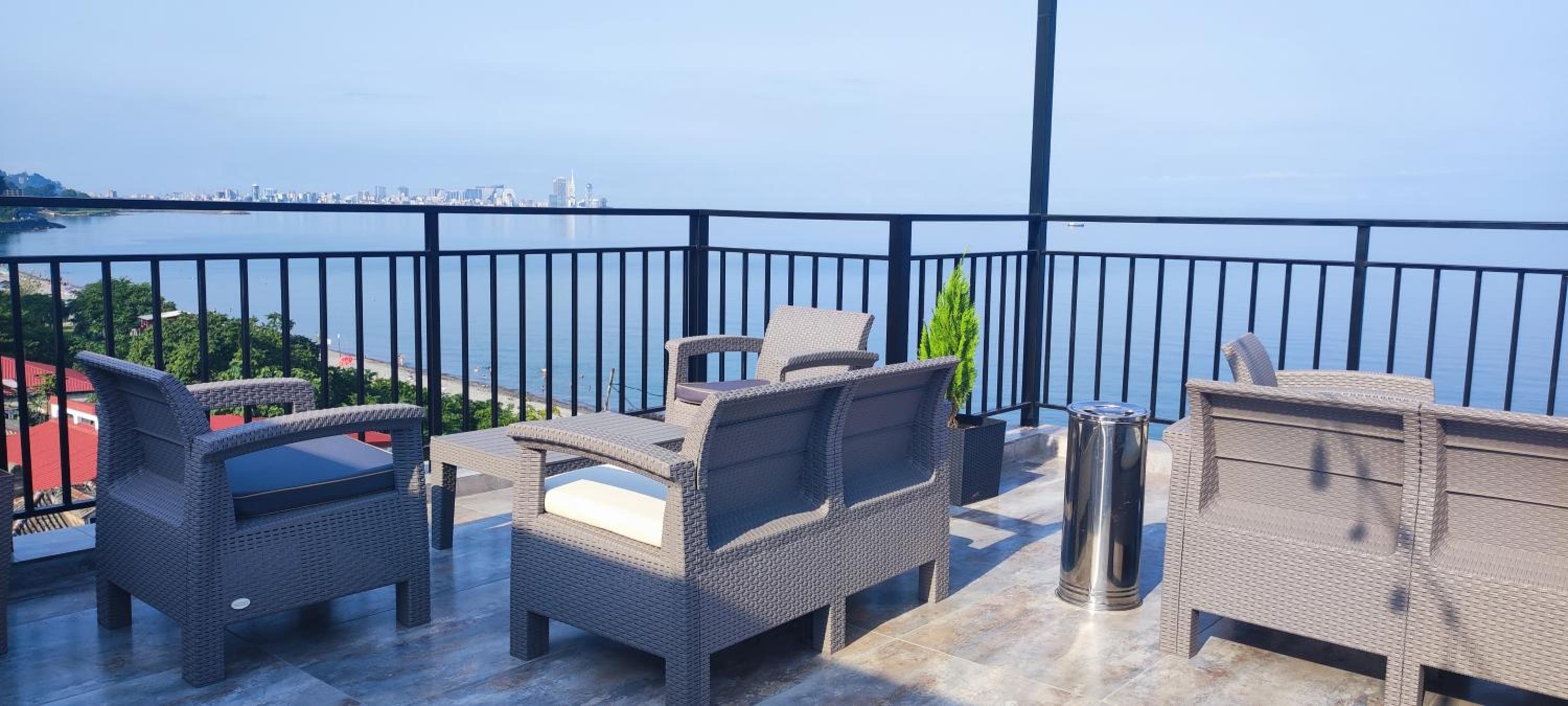 Guest house Garden Beach view 2