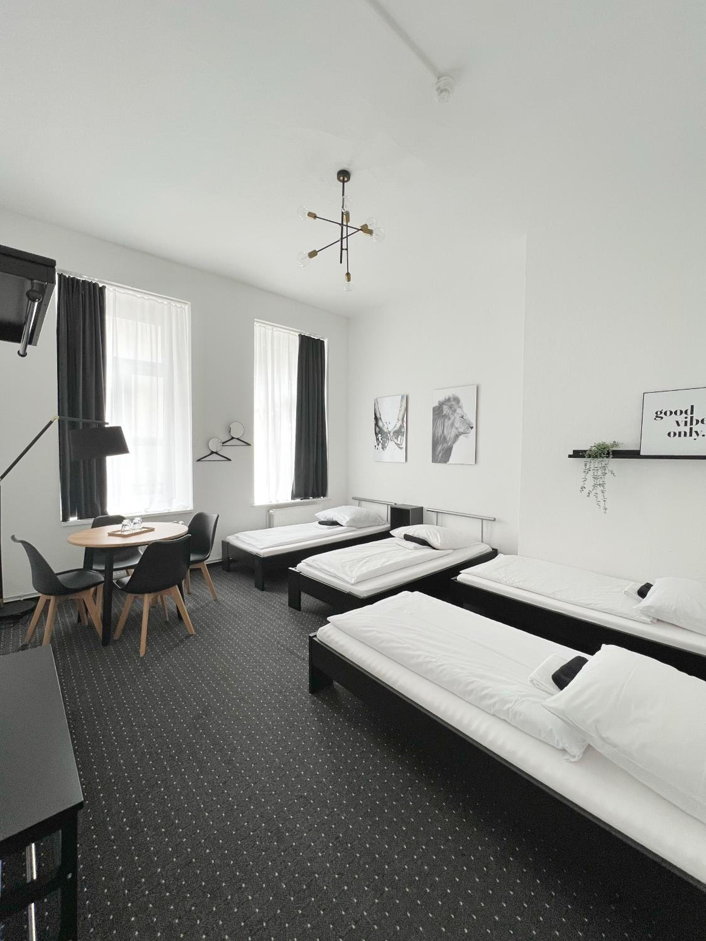 Hotel AVAlex