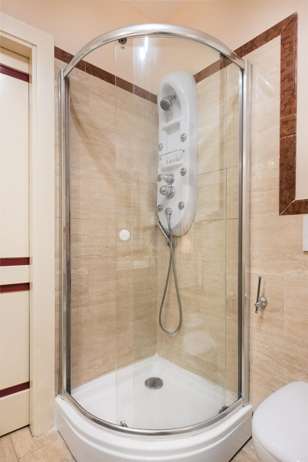 NSM 71VIADELCORSO Luxury Home