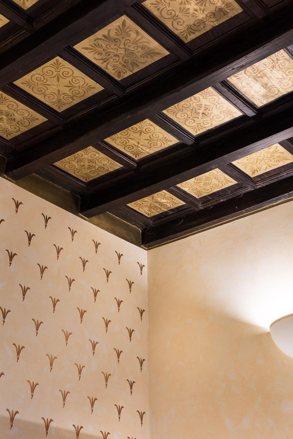 NSM 71VIADELCORSO Luxury Home