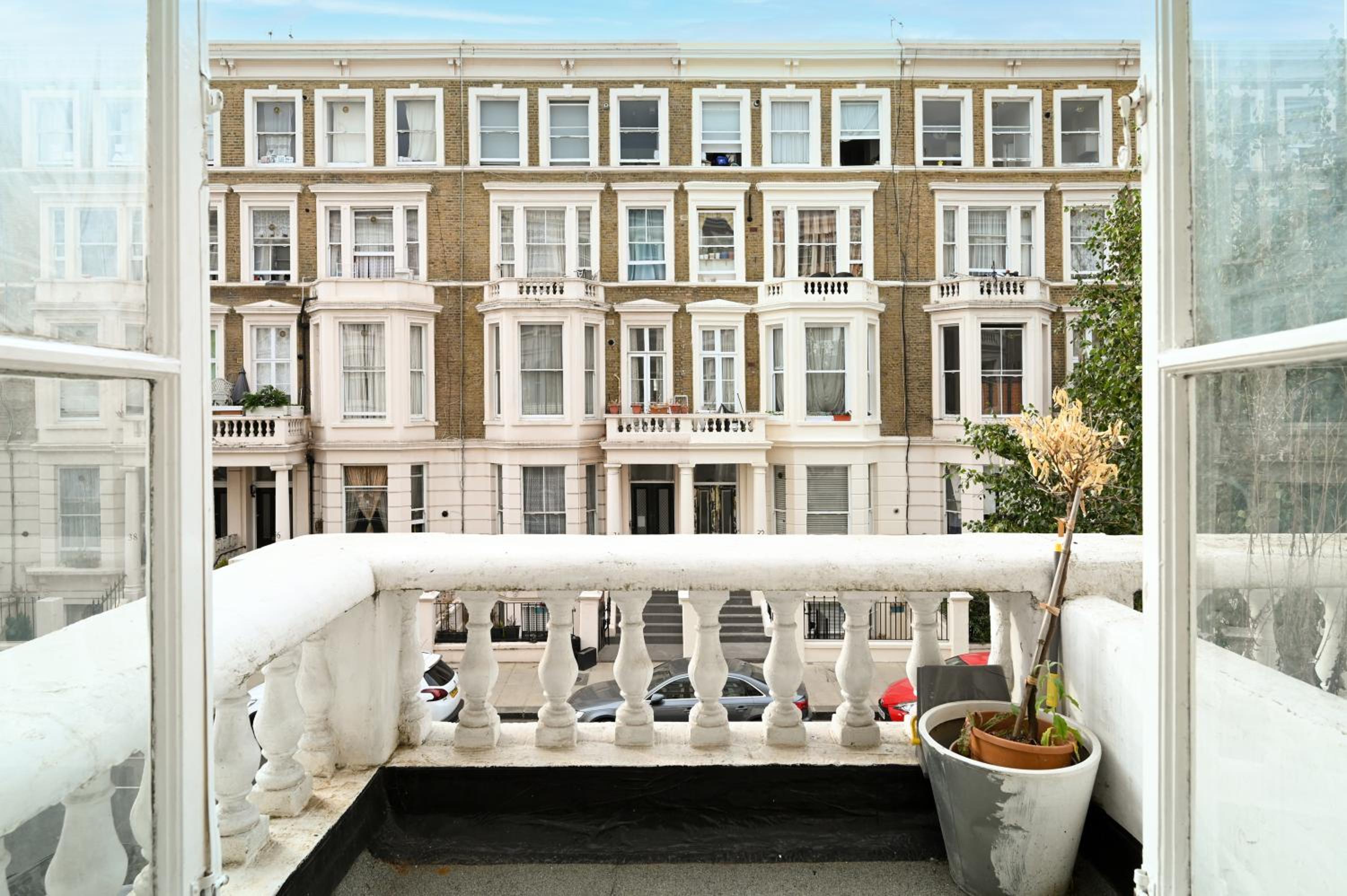 Imperial Earls Court Apartments