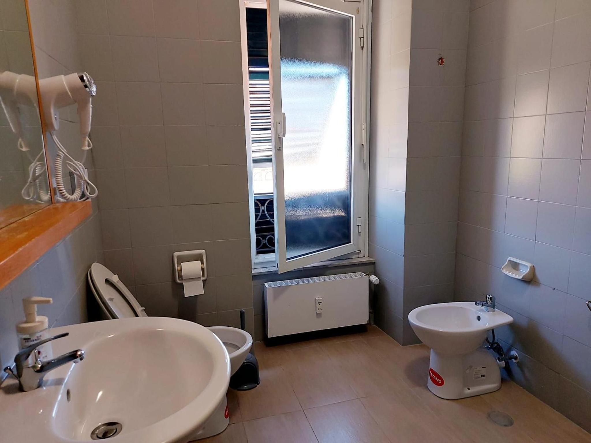 La dulce stanza en Genova — bathroom