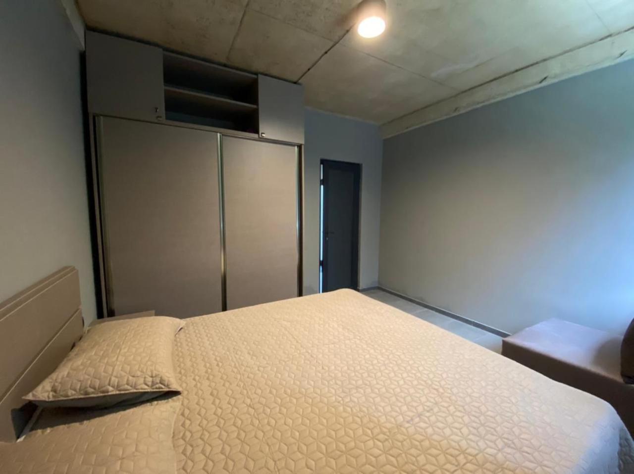 Villetta Di Mare and Sea front apartment check both