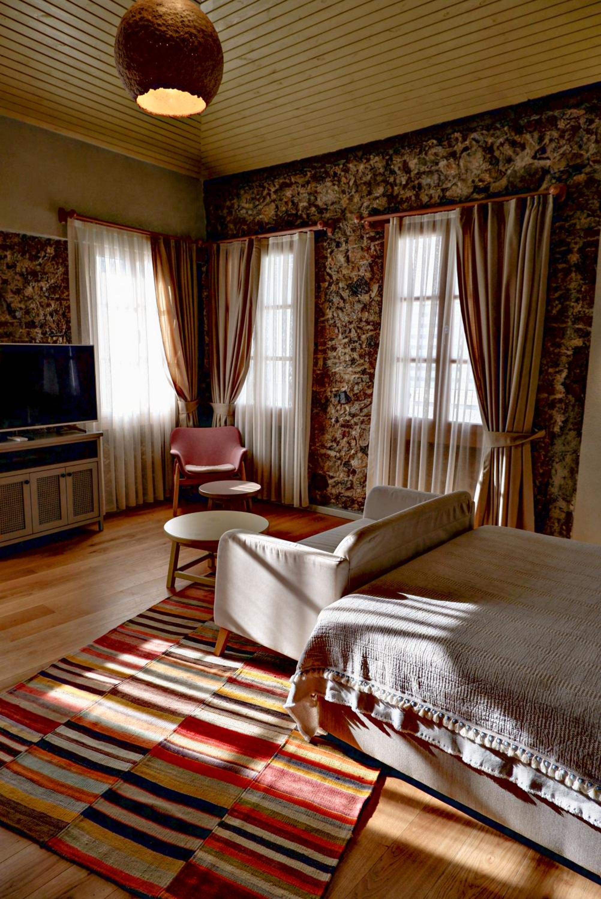 Bono Hotel Old Town - Image 149