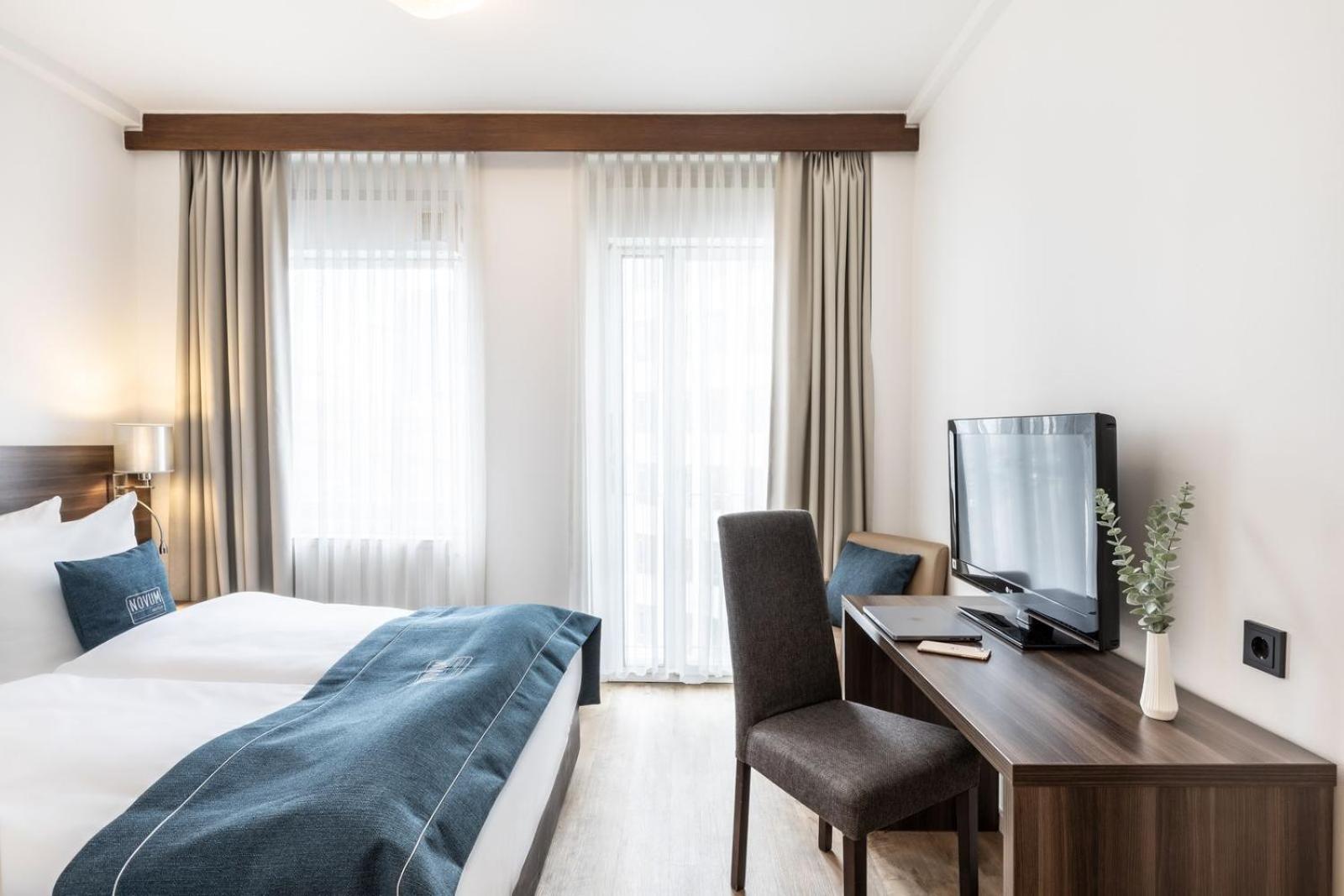 Hotel Continental Frankfurt - Property Image 2
