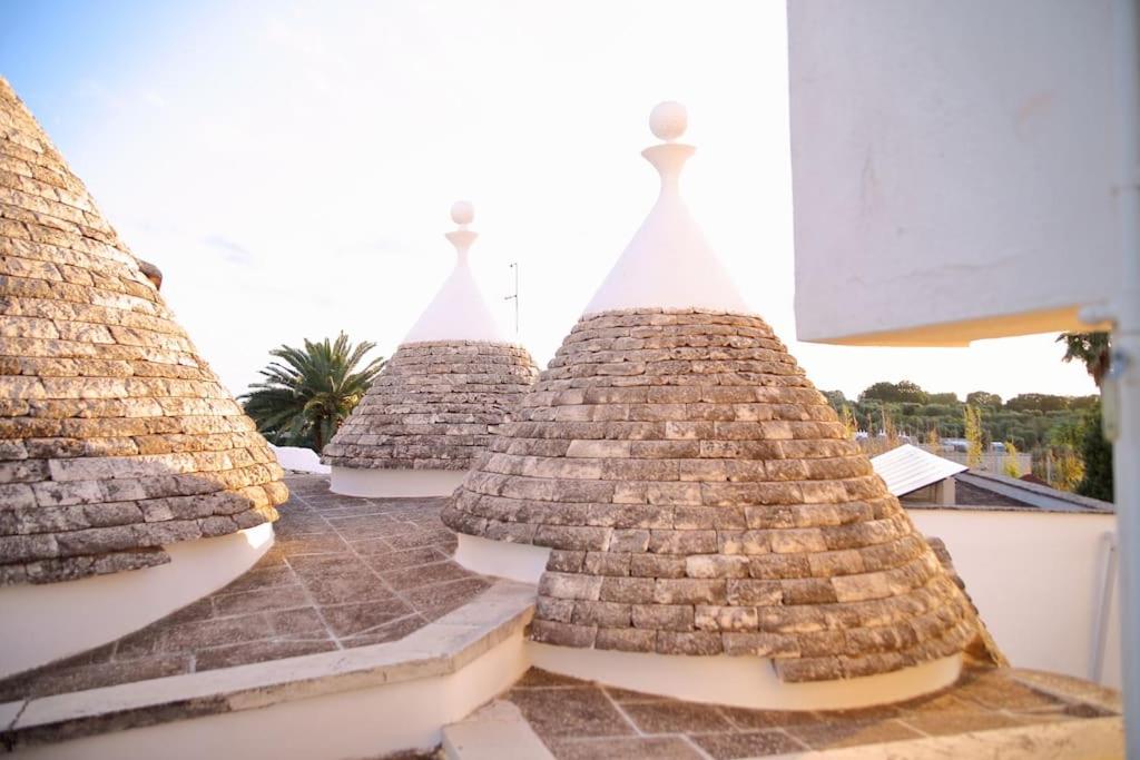 VALLE D'ITRIA Trullo Sovrano sul Monte view 2