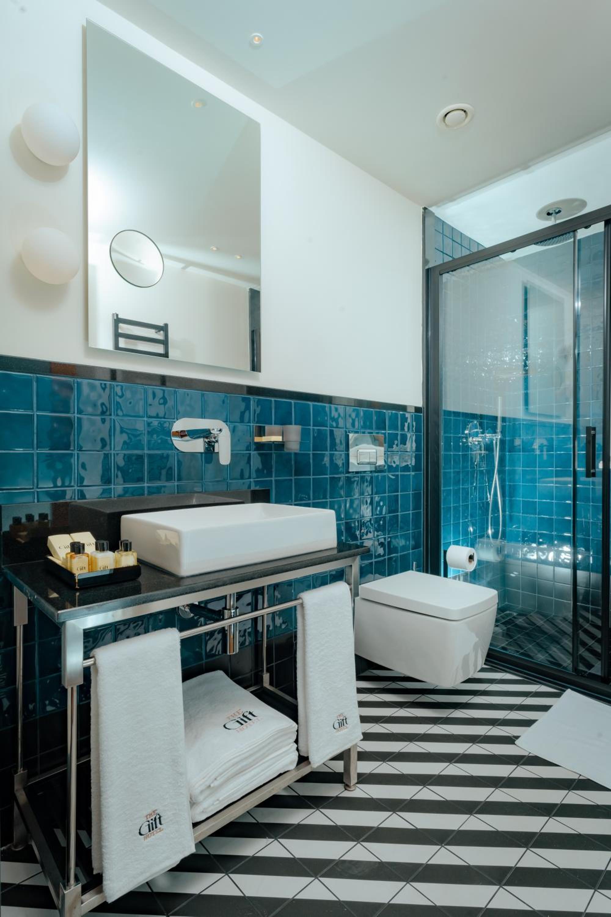 The Gift Otel - Image 41