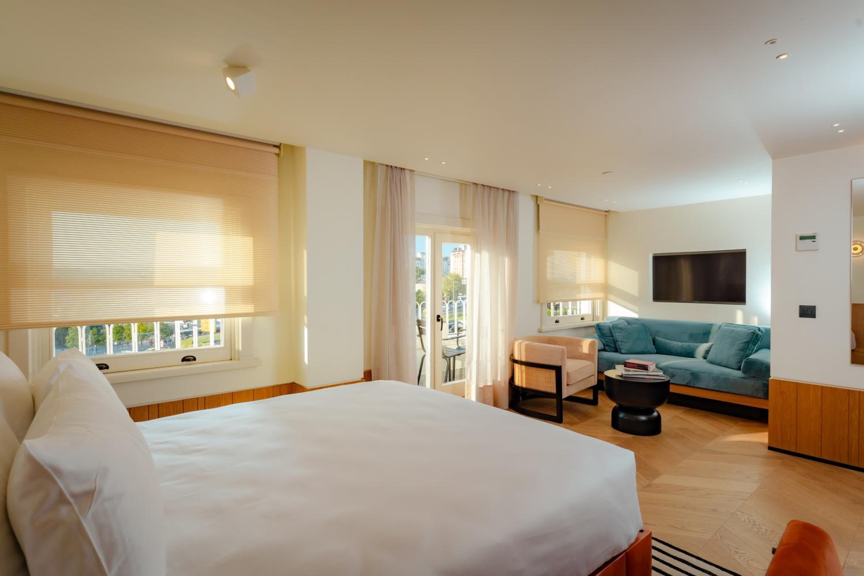 The Gift Otel - Image 9