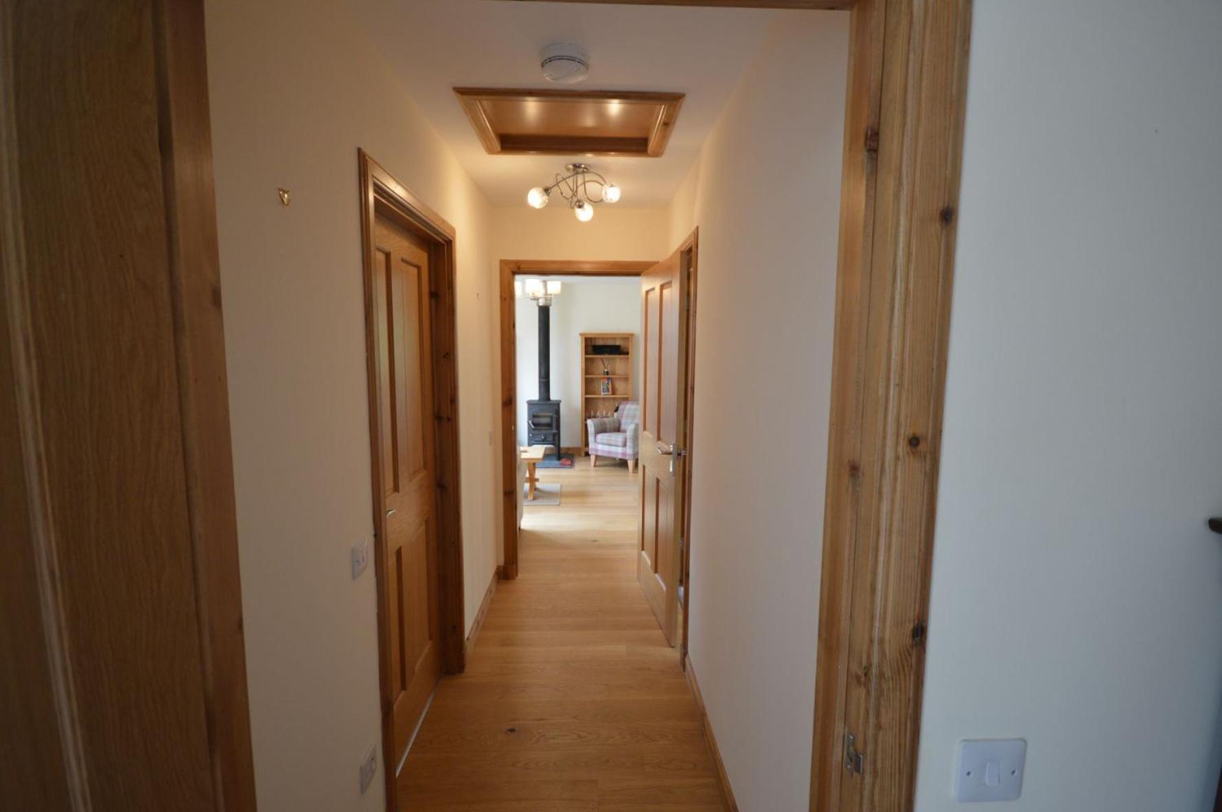 Tall Pines Apartment