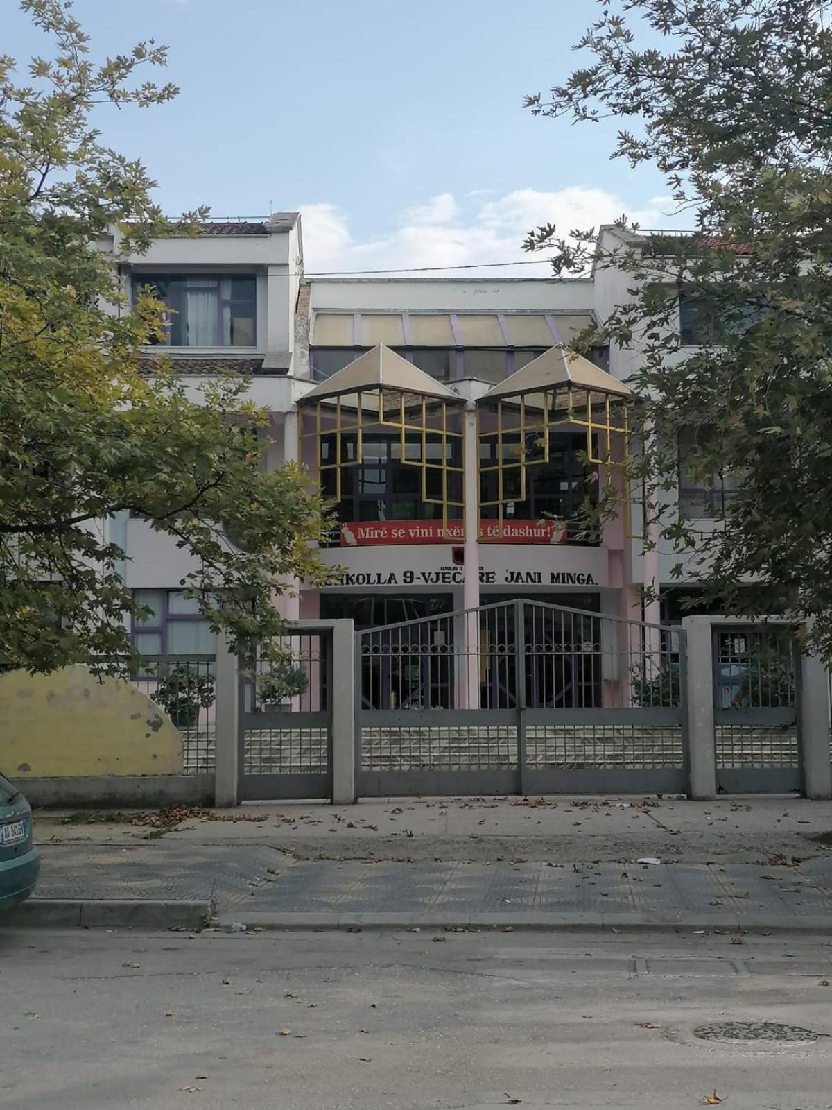 Comfort Stay Vlora Parking
