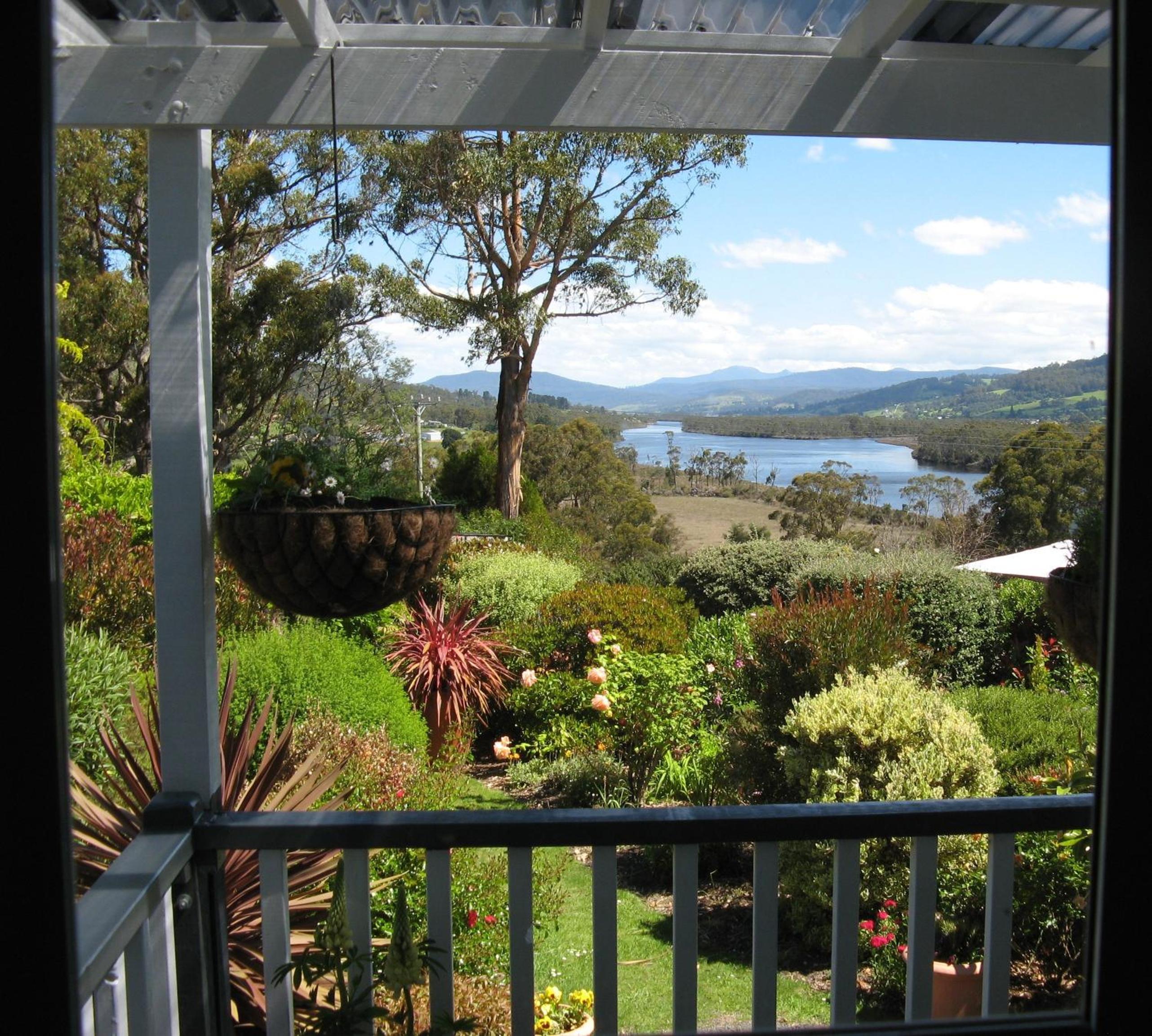 Hillside Bed and Breakfast