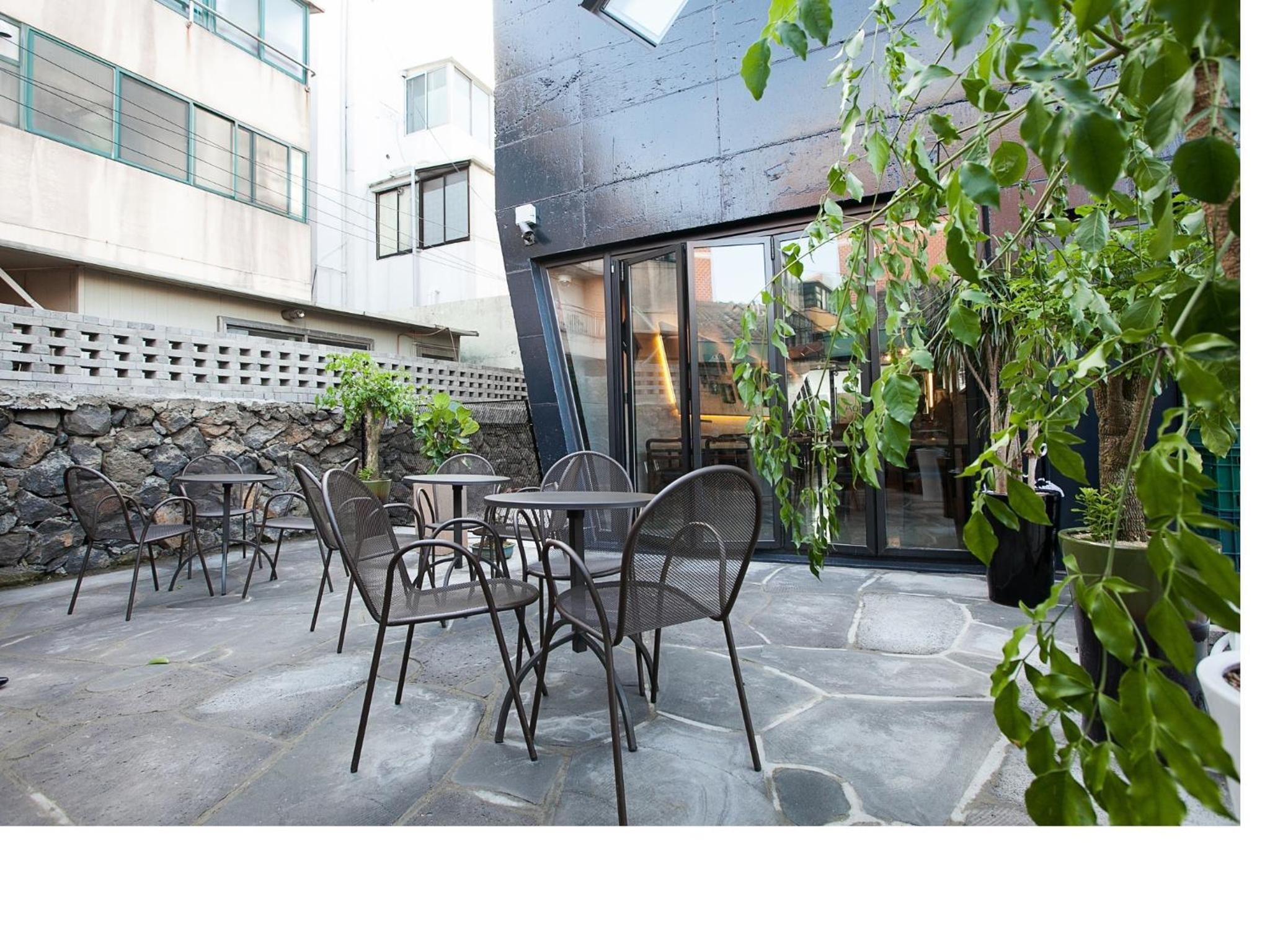 Mir Guesthouse