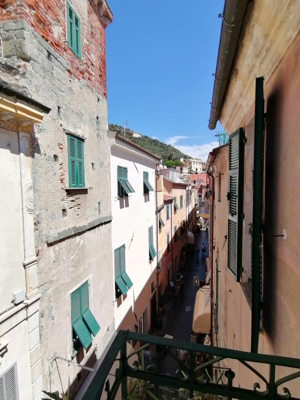 Appartamento Tra Le Torri view 4