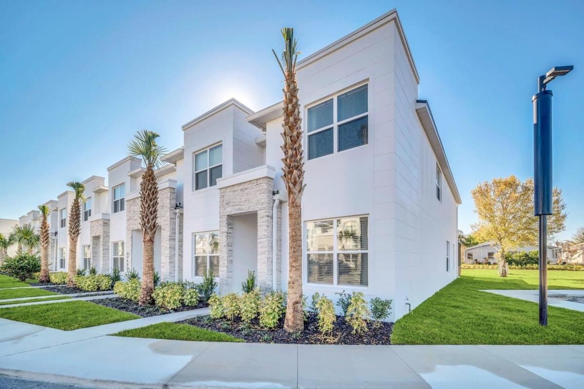 Modern Retreat