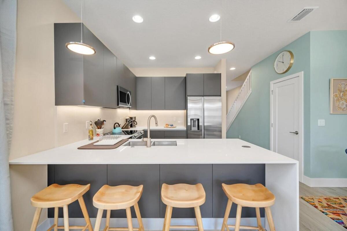 Modern Retreat