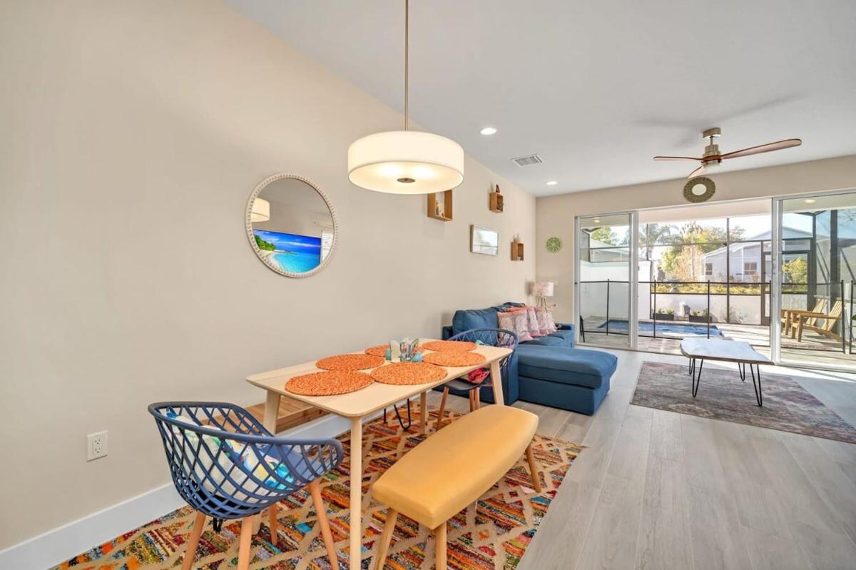 Modern Retreat