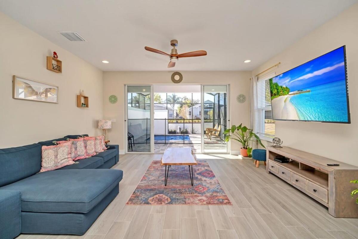 Modern Retreat