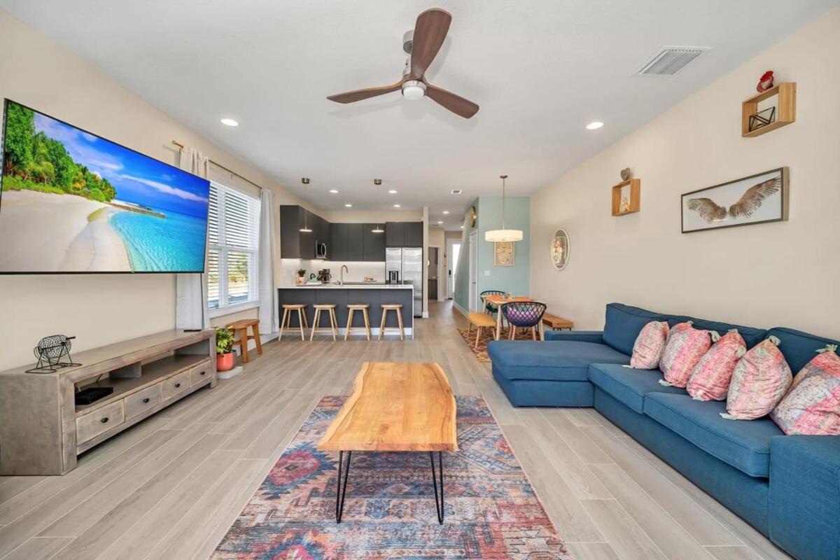Modern Retreat
