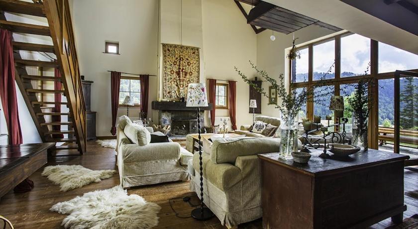 Elderberry Mountain Retreat - Azuga view 4