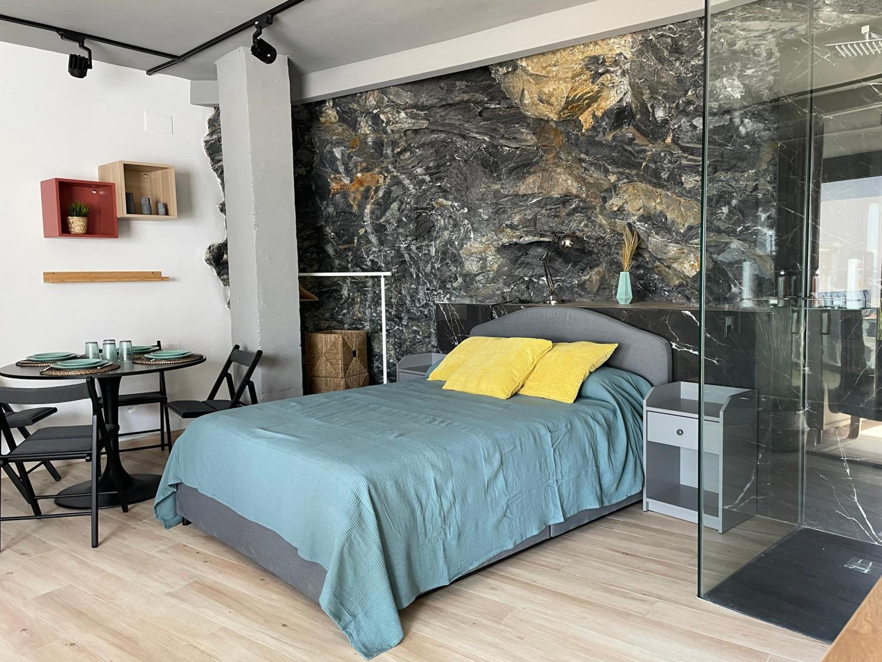 Victoria loft