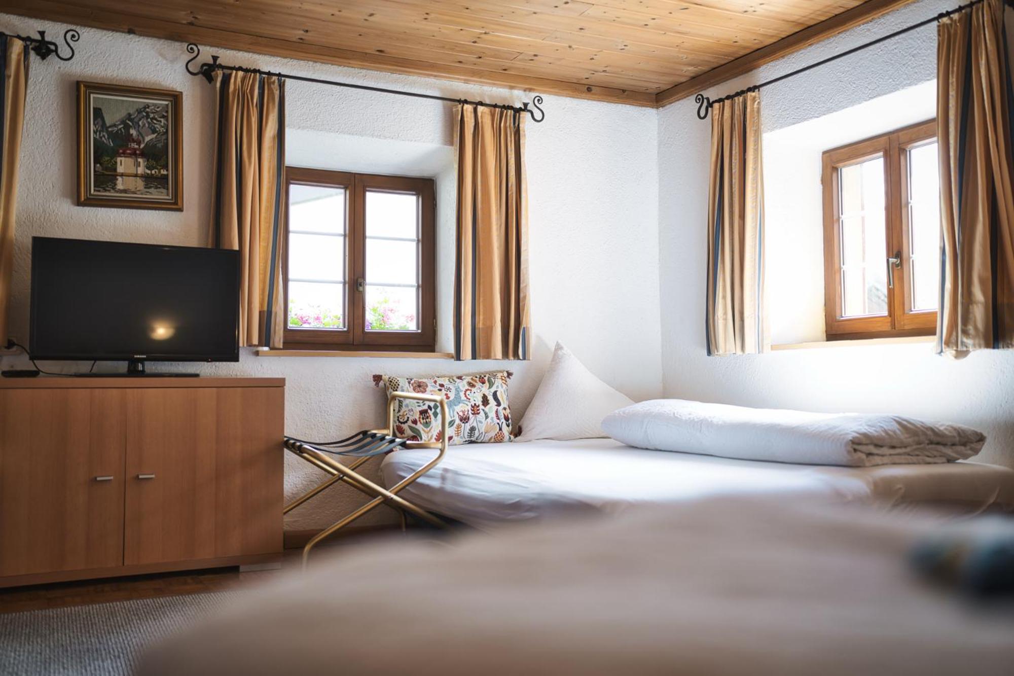 Pension der Steinbock - das 300 Jahre alte Bauernhaus - TIROL