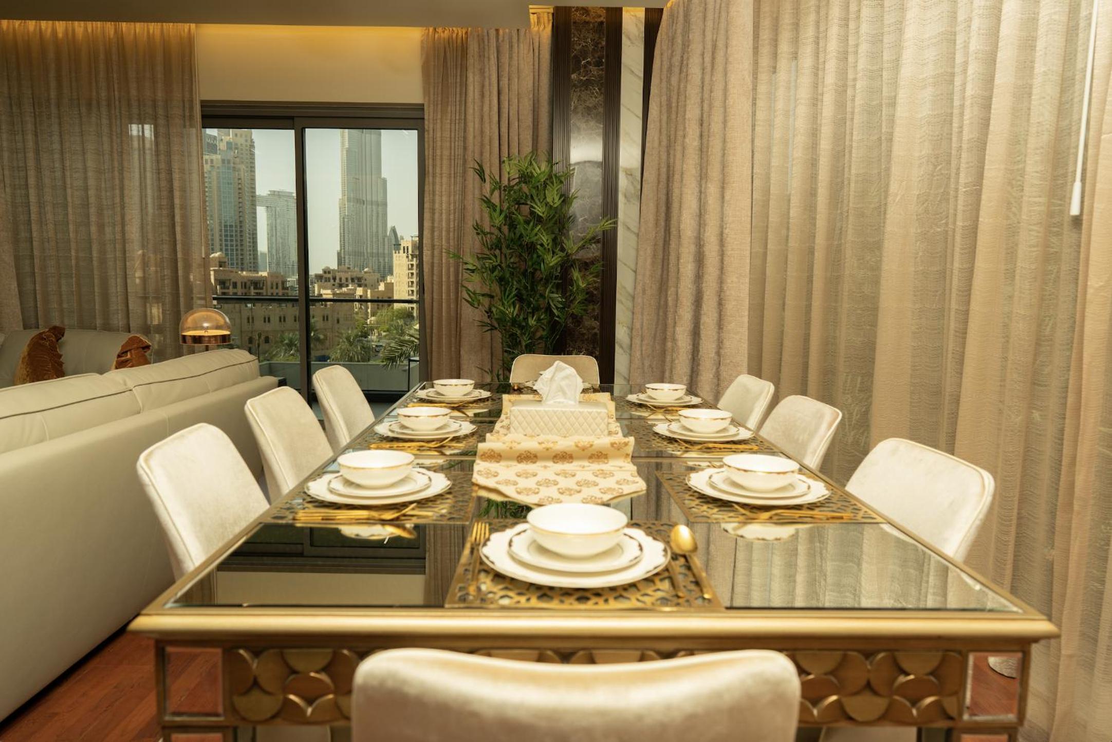Luxury 3 BR - Direct View to Burj Khalifa