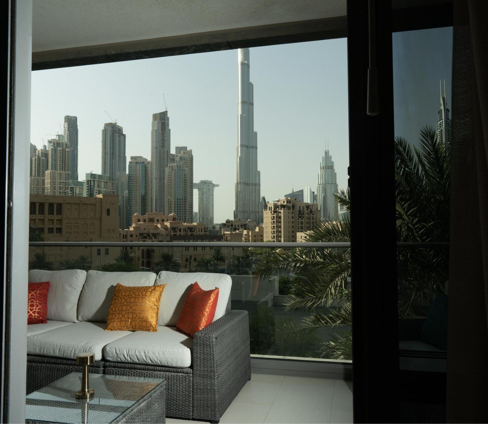 Luxury 3 BR - Direct View to Burj Khalifa