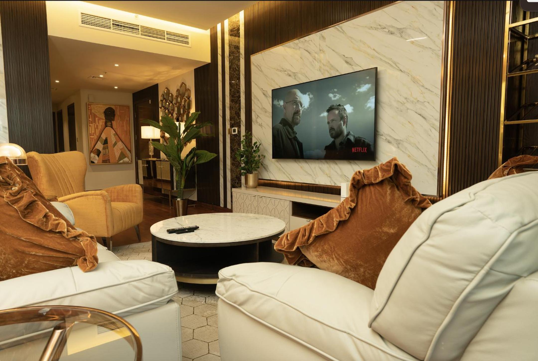 Luxury 3 BR - Direct View to Burj Khalifa