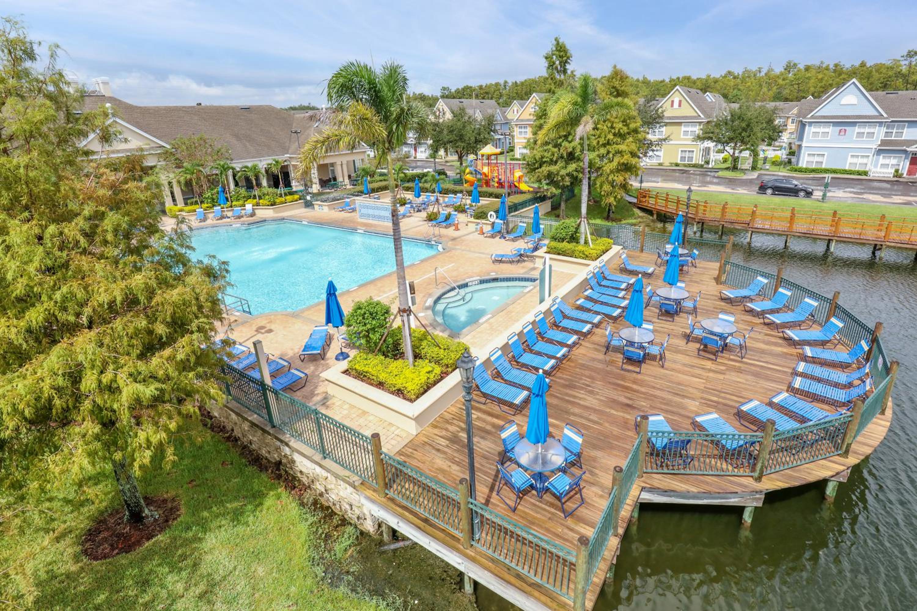 4 Bedroom Townhouse in a Gated Resort! view 3
